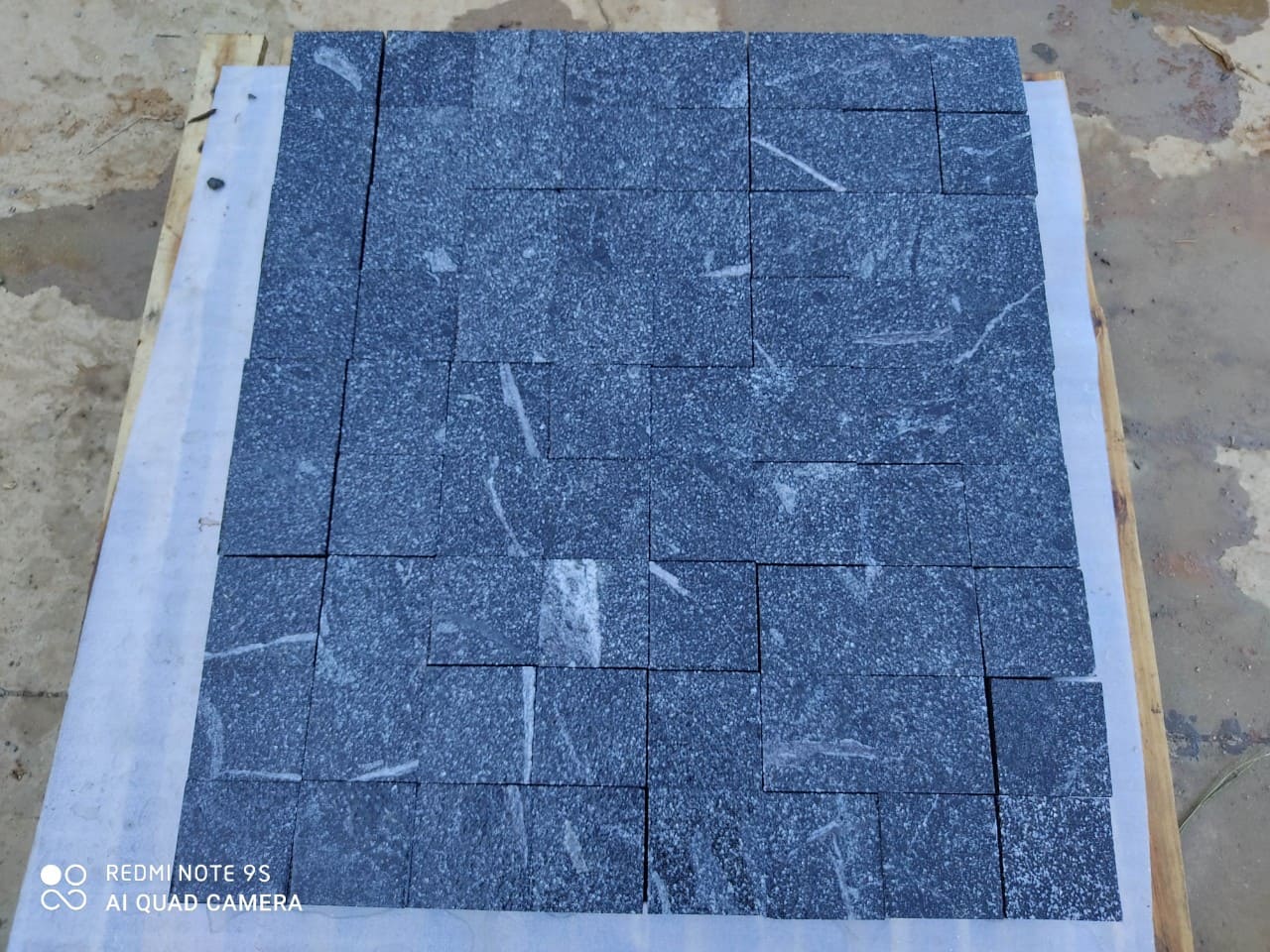 Гранитная брусчатка BLACK AMPHIBOLITE из Вьетнама фото 5